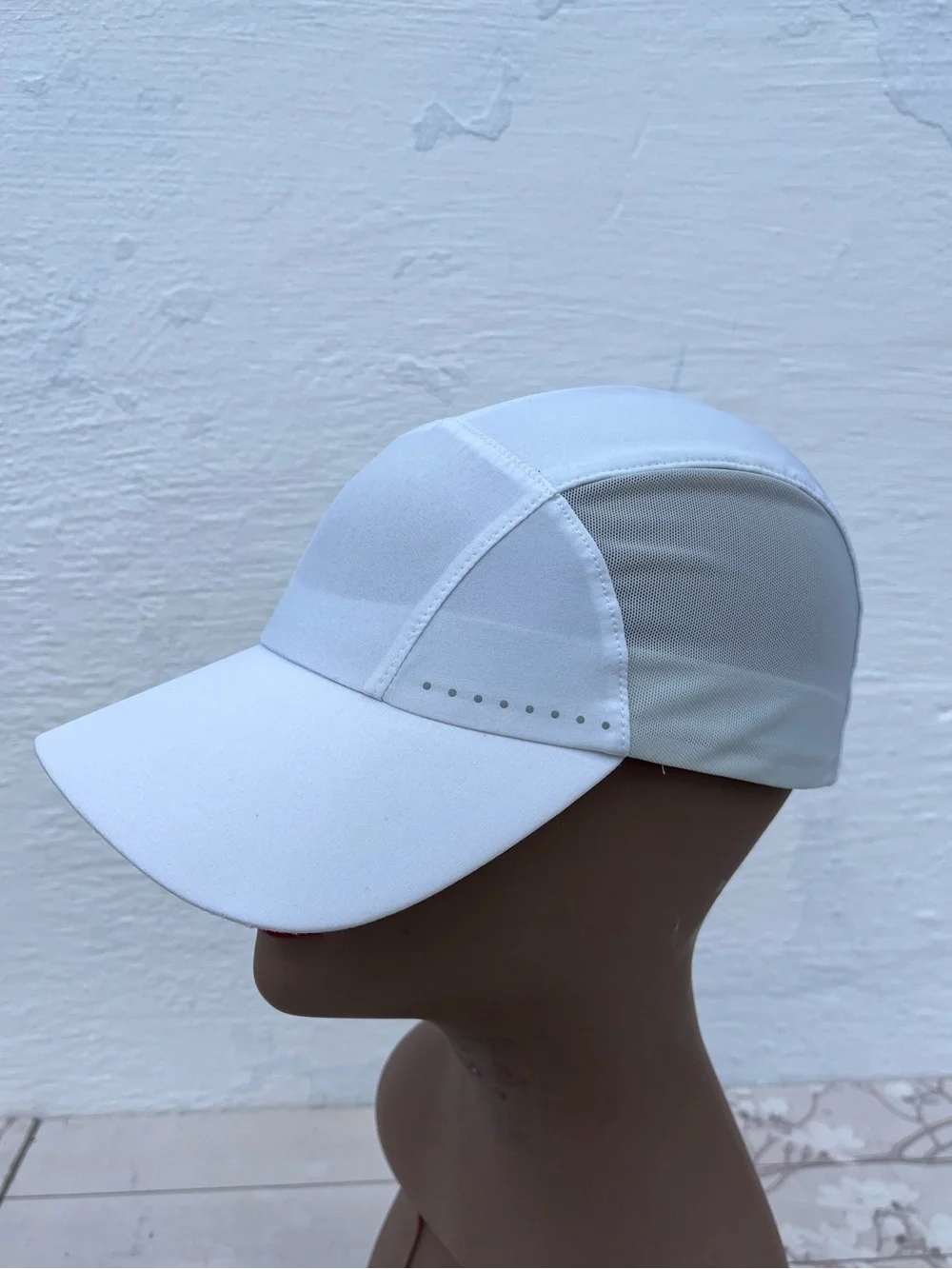 lululemon athletica White Mesh-Panel Performance Cap